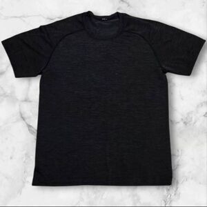 Lululemon Mens Gray Metal Vent Tech Shirt Size Small